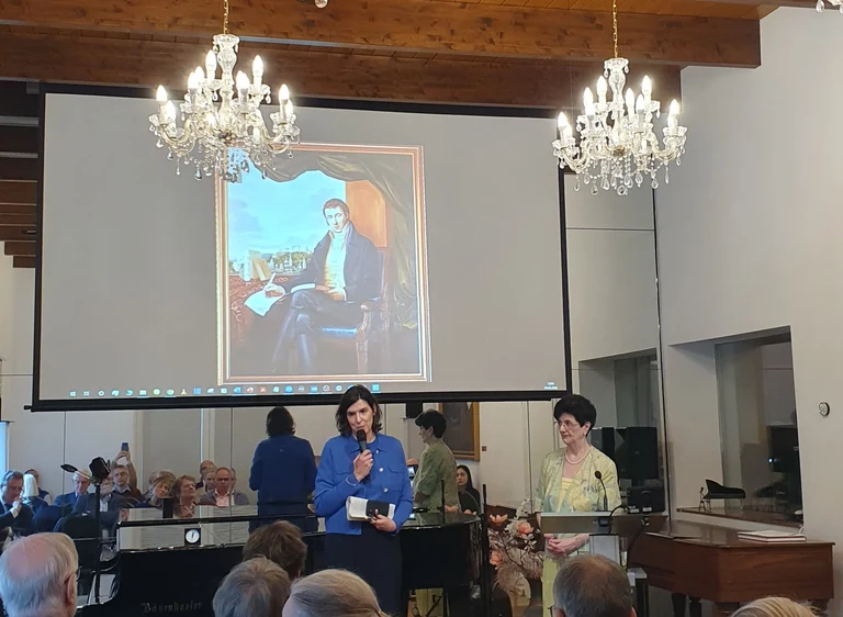 Fragerund im Anschluss an den Vortrag von Christina Schröer