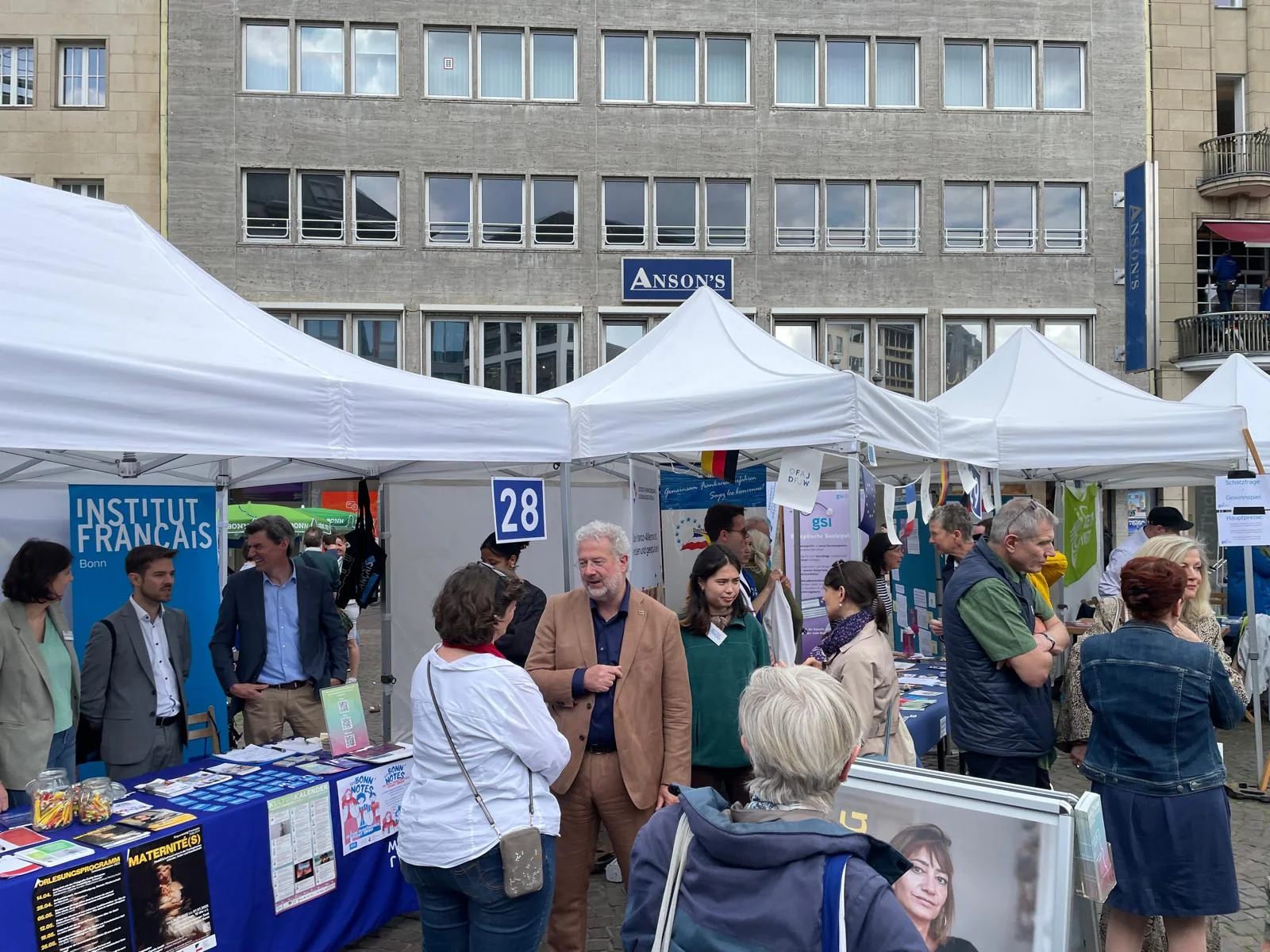 Gemeinsam mit dem IF Bonn.jpg